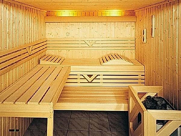 Пол в сауне